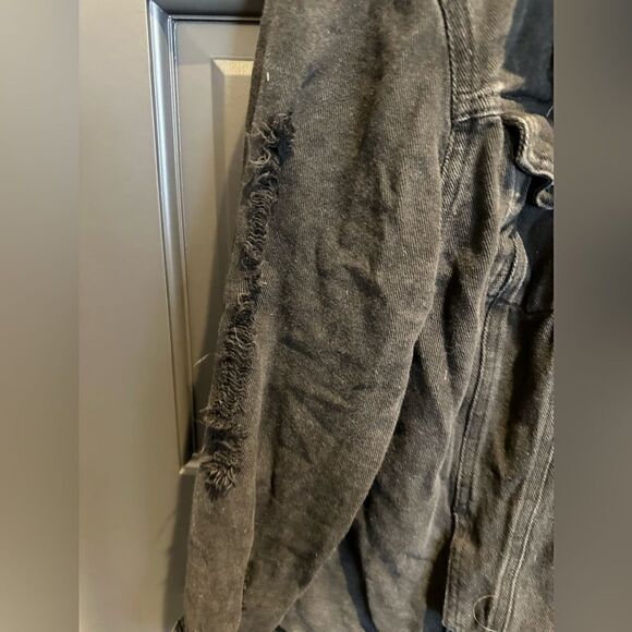 Very rock and roll black jeans jacket - Picture 2 of 5